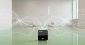 Illustration showing how cold-air scent diffusion disperses fragrance evenly into an indoor space